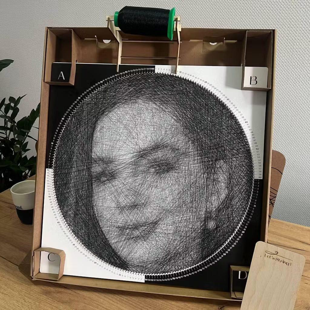 Anneye & Sevgiliye Özel String Art Tablo